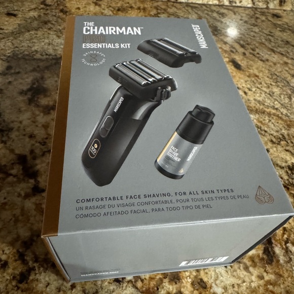 NWT manscaped the chairman pro essentials kit - Picture 3 of 4